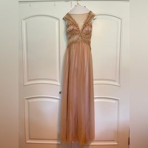 Dave & Johnny Pink Gown, Size 5/6, Worn once like new